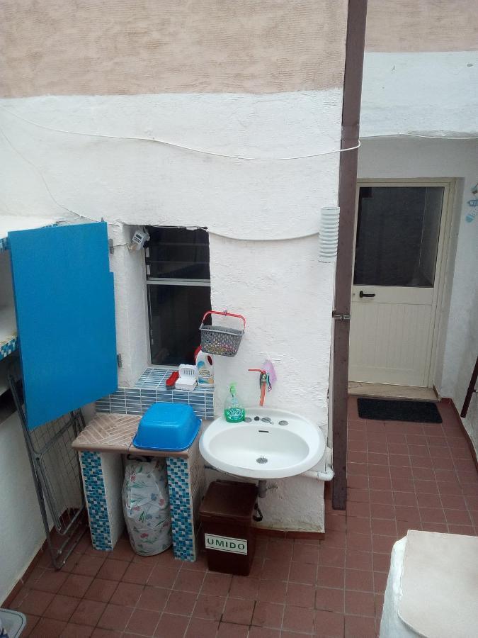 Al Mare, Al Sole, Si', Ma Nella Casa Del Minatore Buggerru Exterior photo